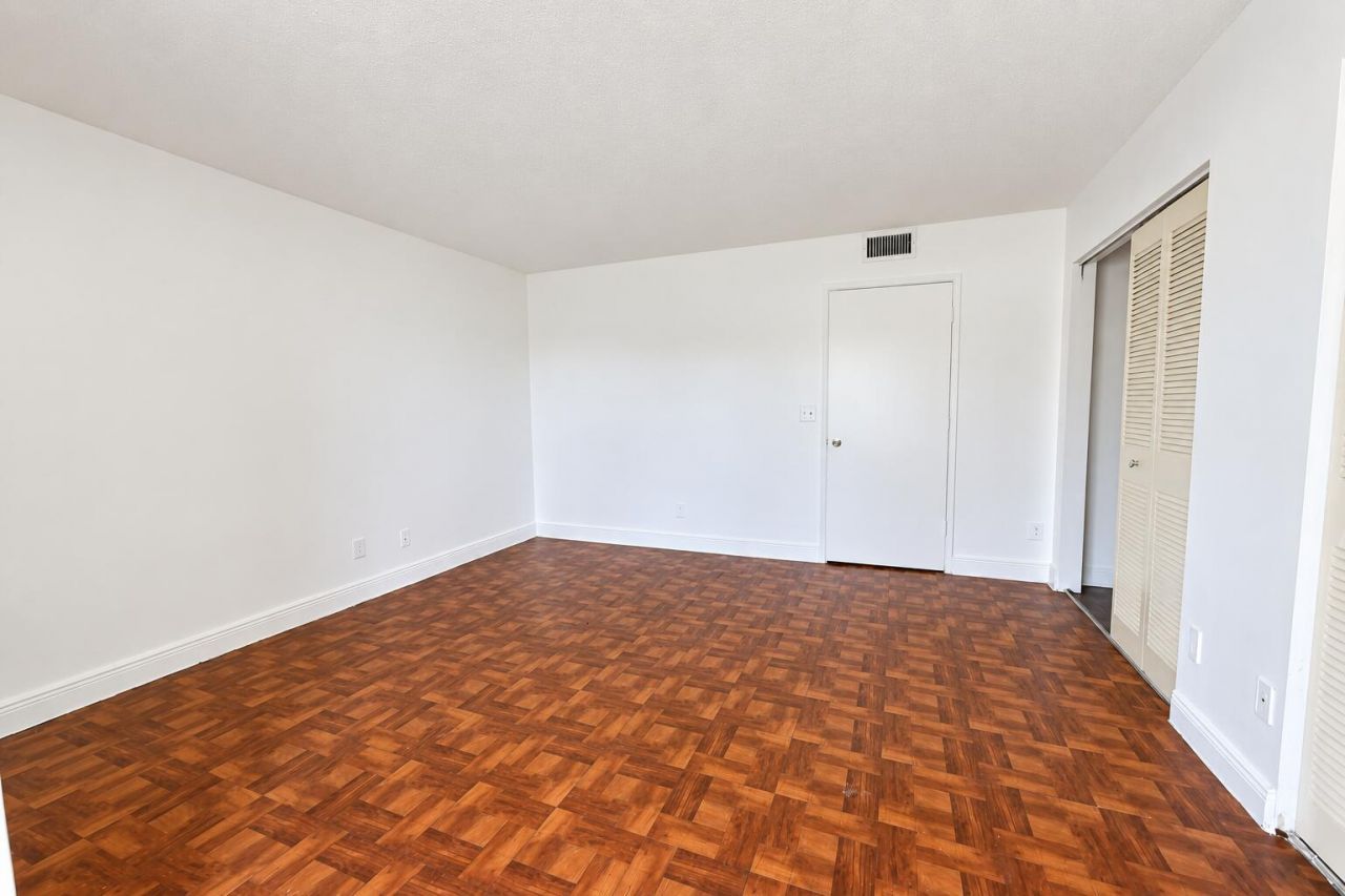 1509 Meadows Circle W, Boynton Beach, FL 33436 Photo