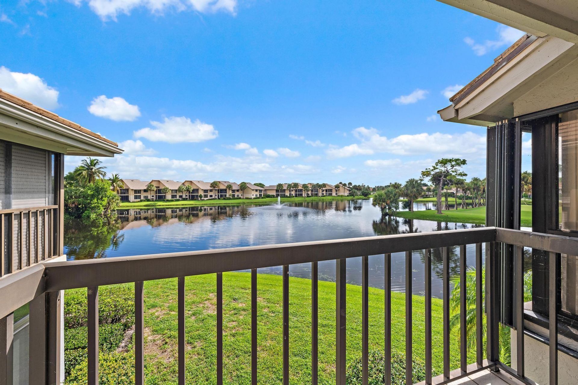 3881 Back Bay Drive, Unit 220, Jupiter, FL 33477 Photo