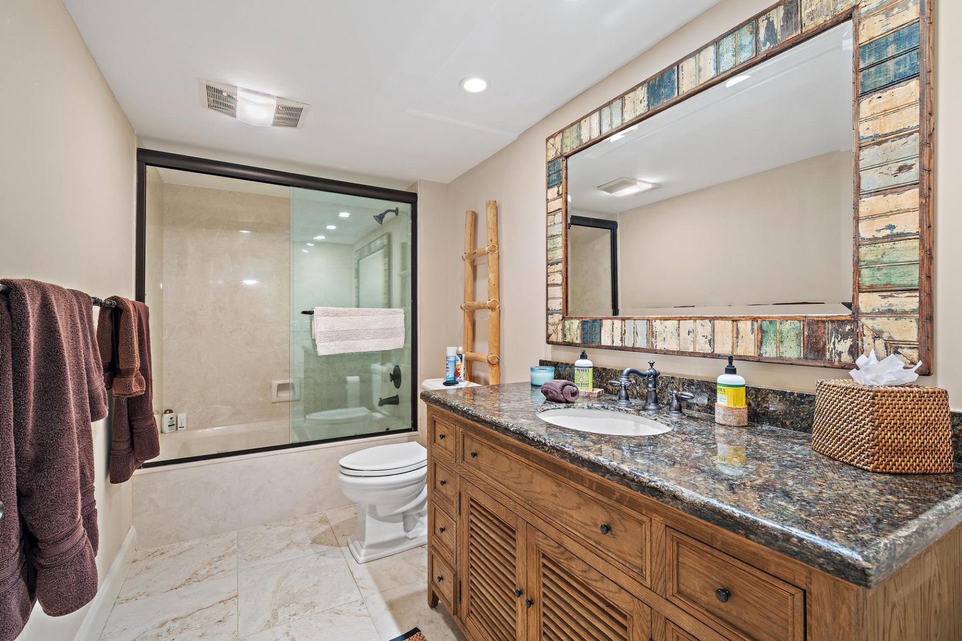 3881 Back Bay Drive, Unit 220, Jupiter, FL 33477 Photo