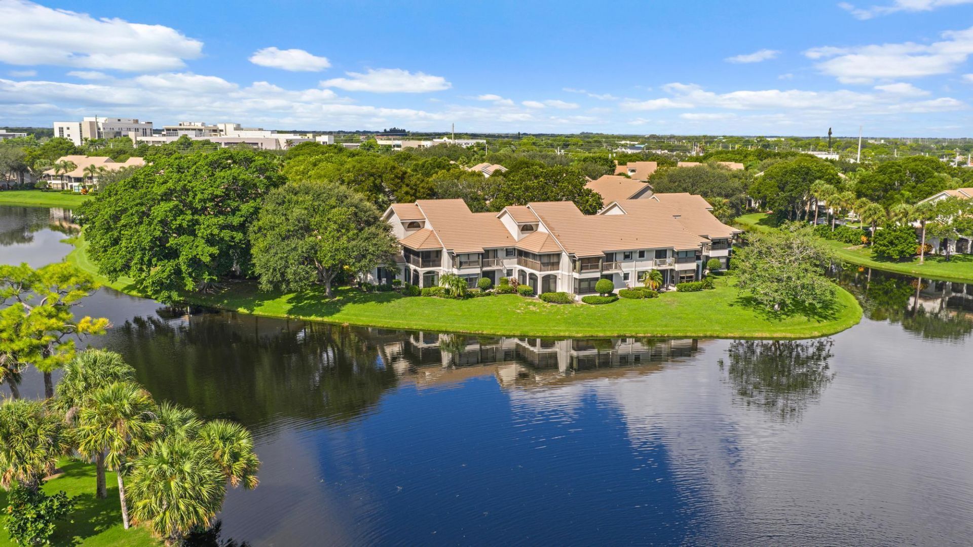 3881 Back Bay Drive, Unit 220, Jupiter, FL 33477 Photo