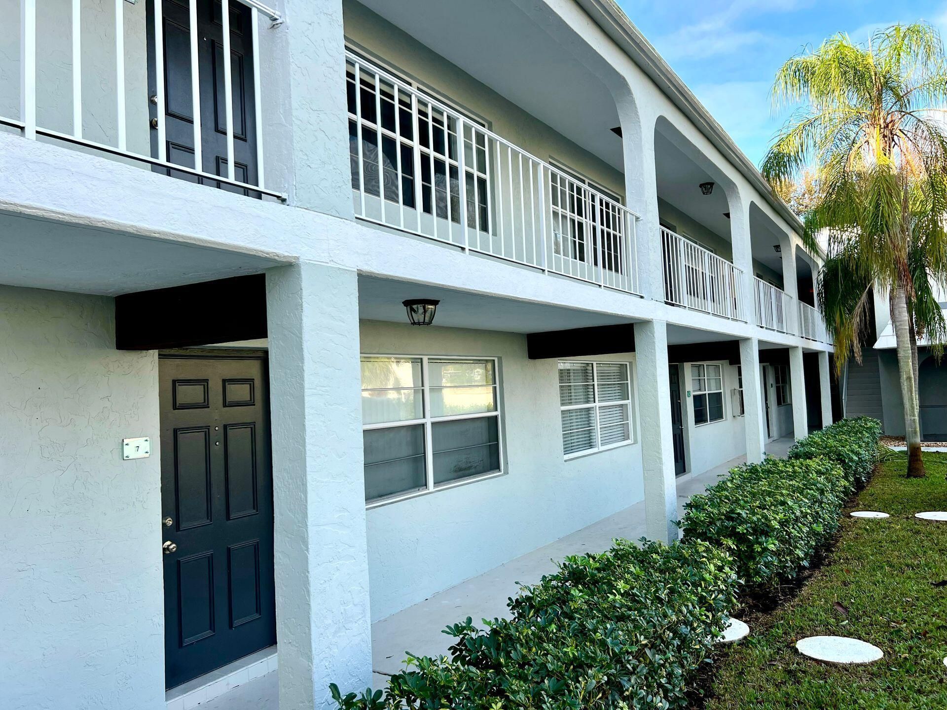 690 Kingsbridge Street, Unit Apt 9, Boca Raton, FL 33487 Photo