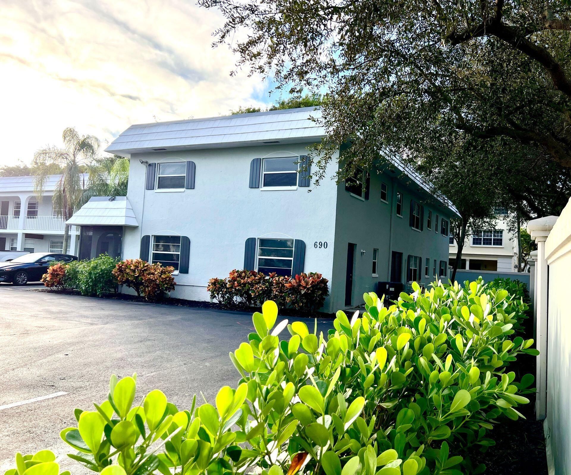 690 Kingsbridge Street, Unit Apt 9, Boca Raton, FL 33487 Photo