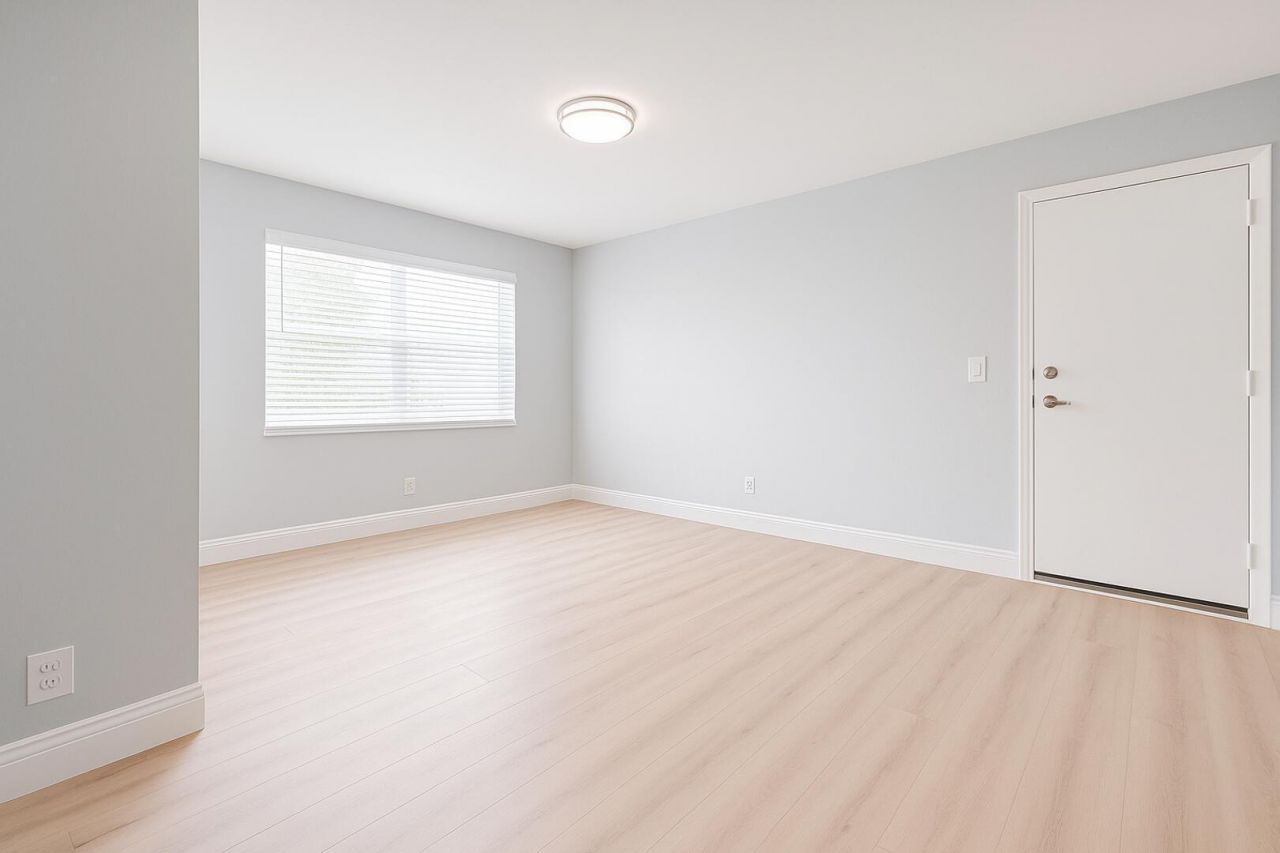 690 Kingsbridge Street, Unit Apt 9, Boca Raton, FL 33487 Photo