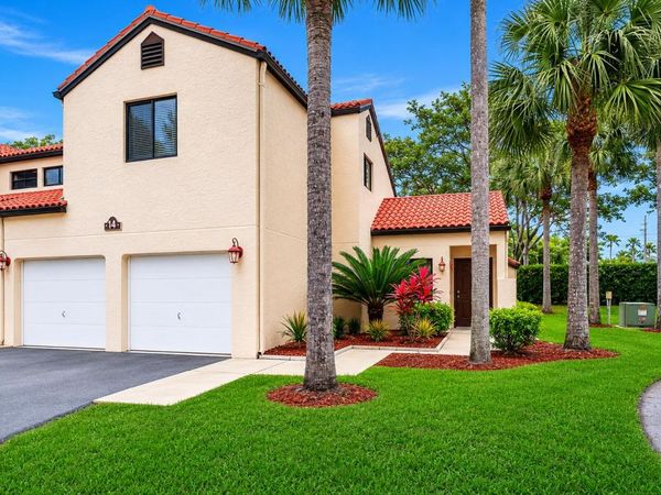 14 VIA DE CASAS SUR, Unit 104, Boynton Beach, FL 33426