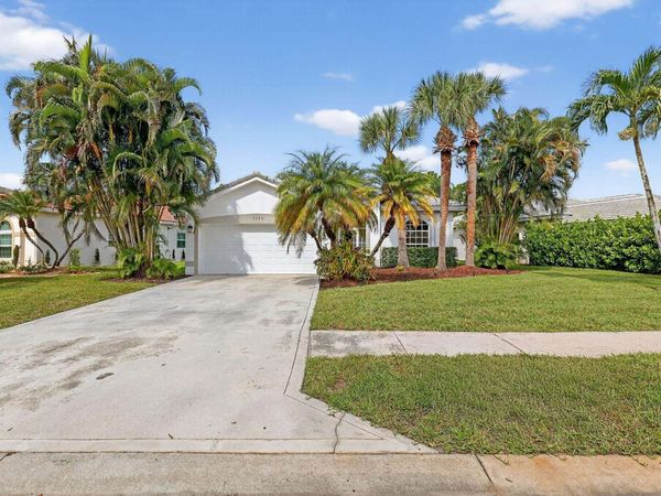 7280 SE MAGELLAN Lane, Stuart, FL 34997