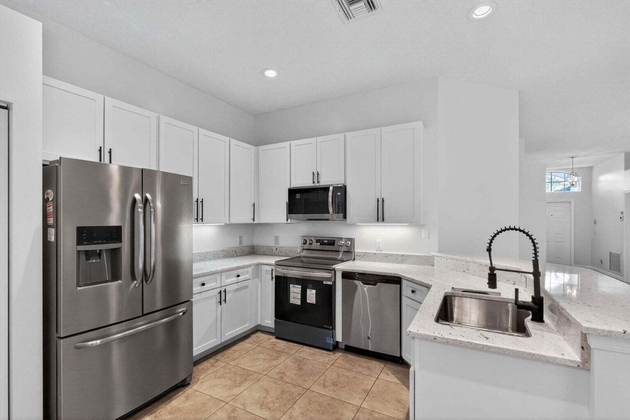 7280 SE Magellan Lane, Stuart, FL 34997 Photo