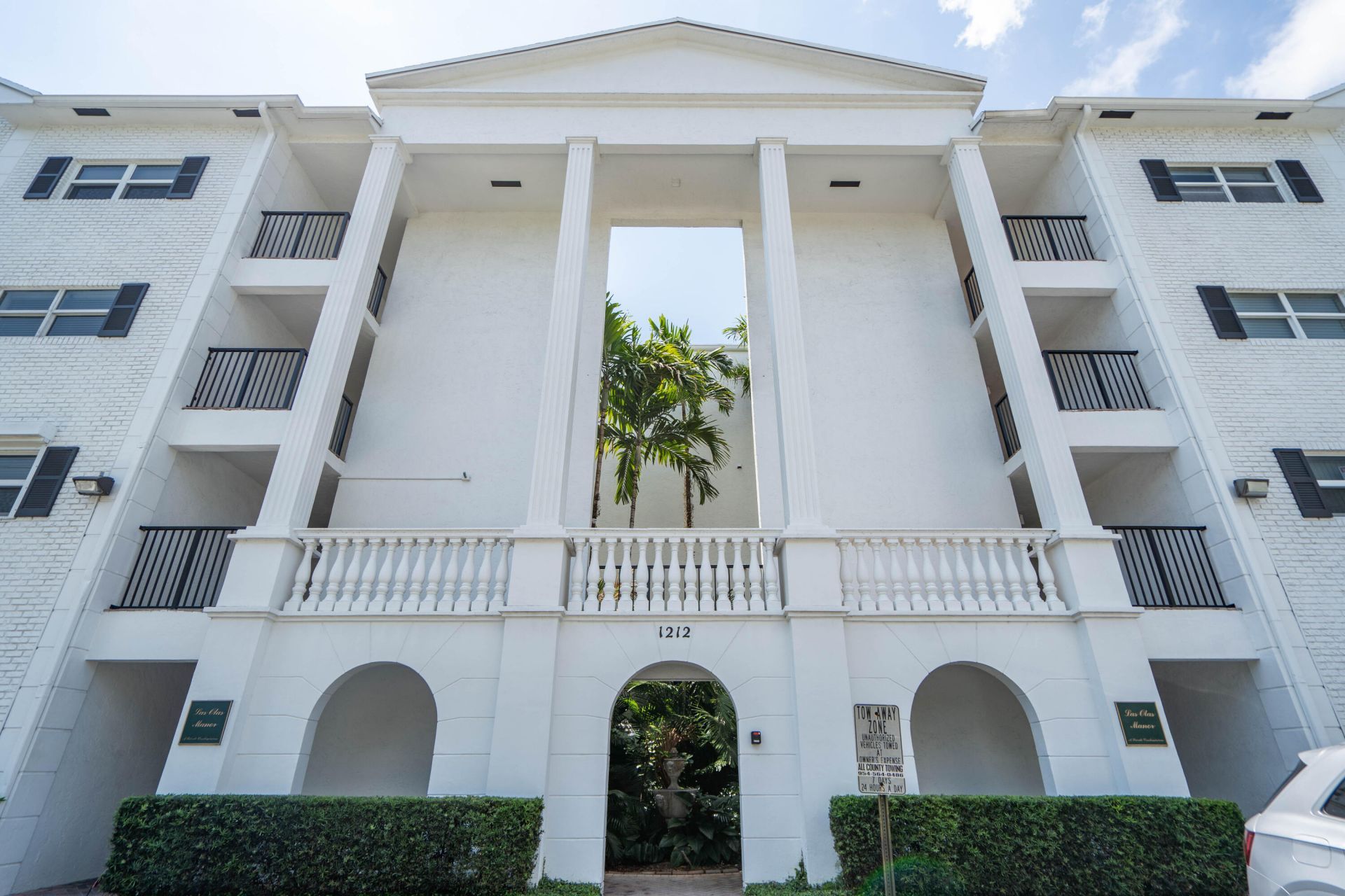 1212 SE 2nd Court, Unit 305, Fort Lauderdale, FL 33301 Photo