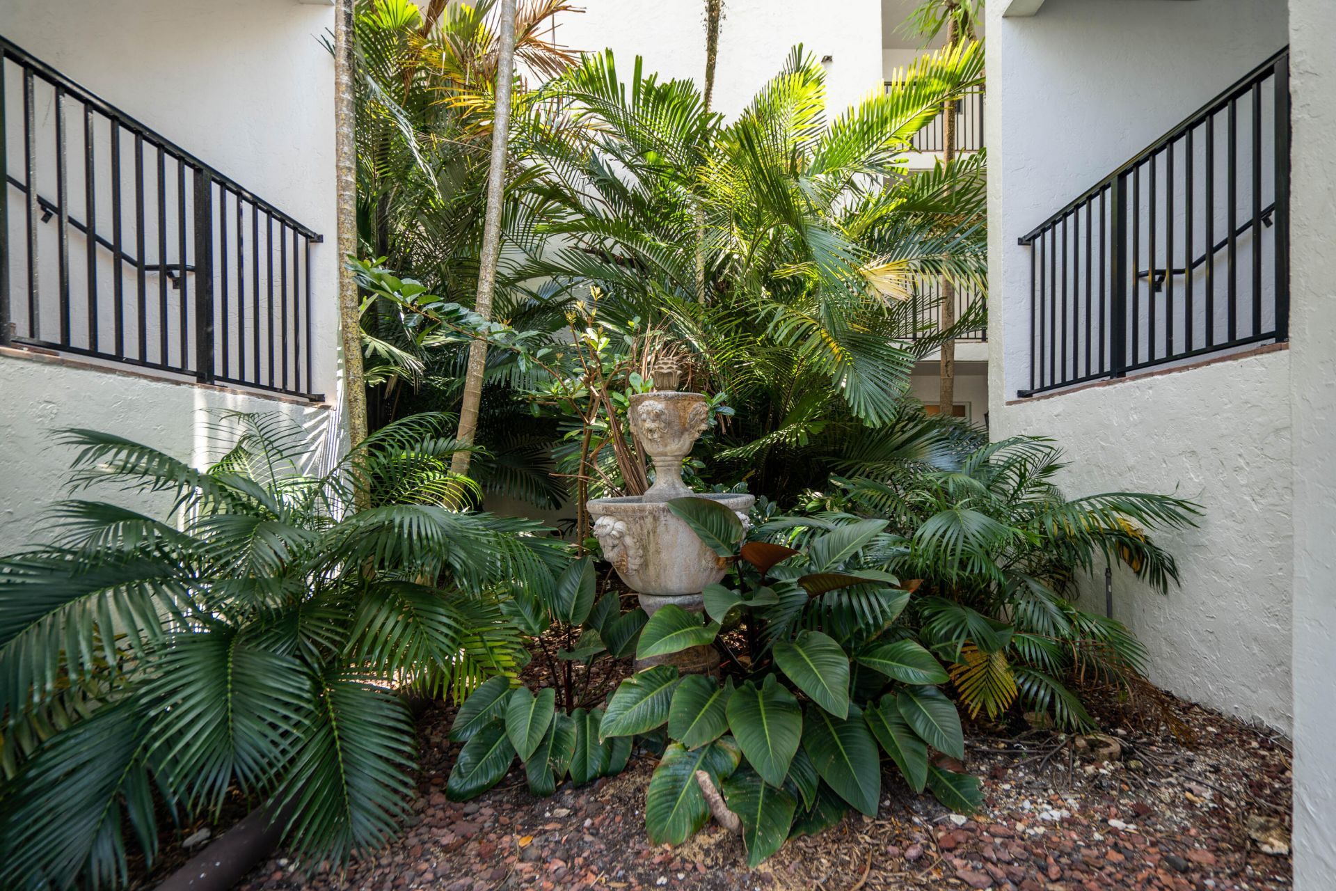1212 SE 2nd Court, Unit 305, Fort Lauderdale, FL 33301 Photo