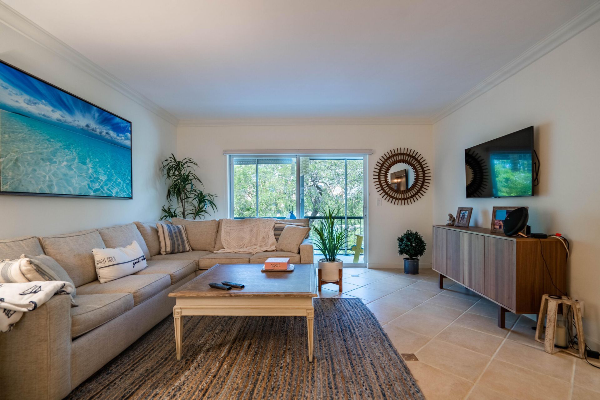 1212 SE 2nd Court, Unit 305, Fort Lauderdale, FL 33301 Photo