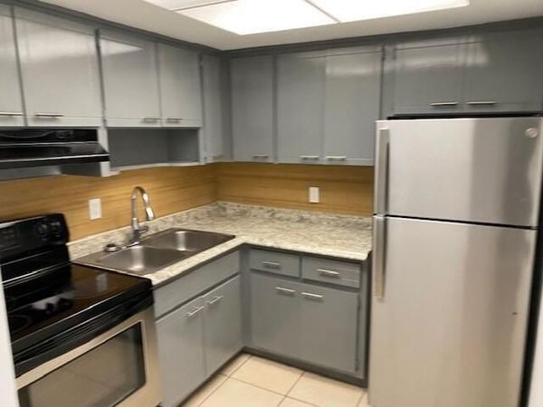 660 Glouchester Street, Unit 204, Boca Raton, FL 33487