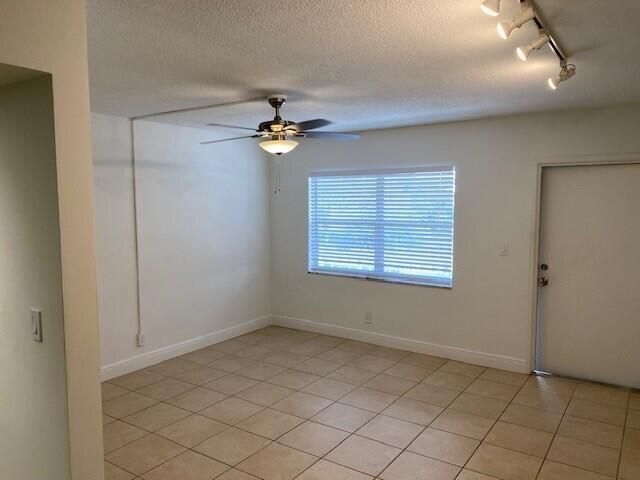 660 Glouchester Street, Unit 204, Boca Raton, FL 33487 Photo