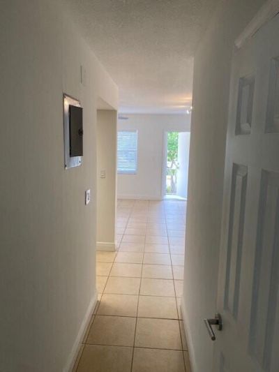 660 Glouchester Street, Unit 204, Boca Raton, FL 33487 Photo