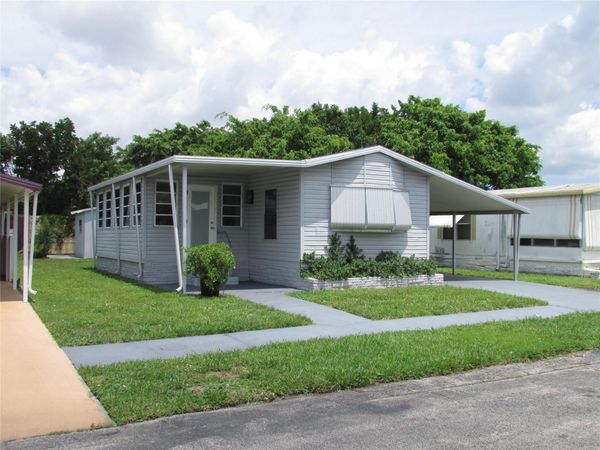 5249 NW 4TH Terrace, Deerfield Beach, FL 33064