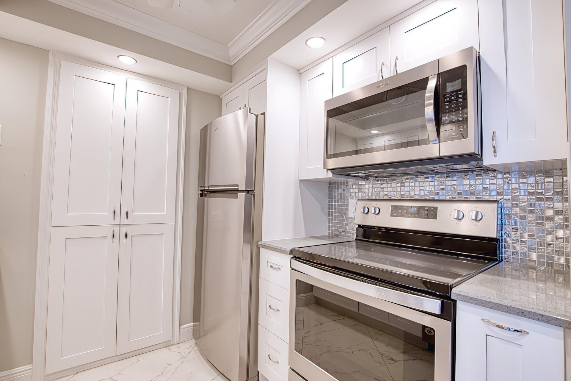 111 Briny Avenue, Unit 610, Pompano Beach, FL 33062 Photo
