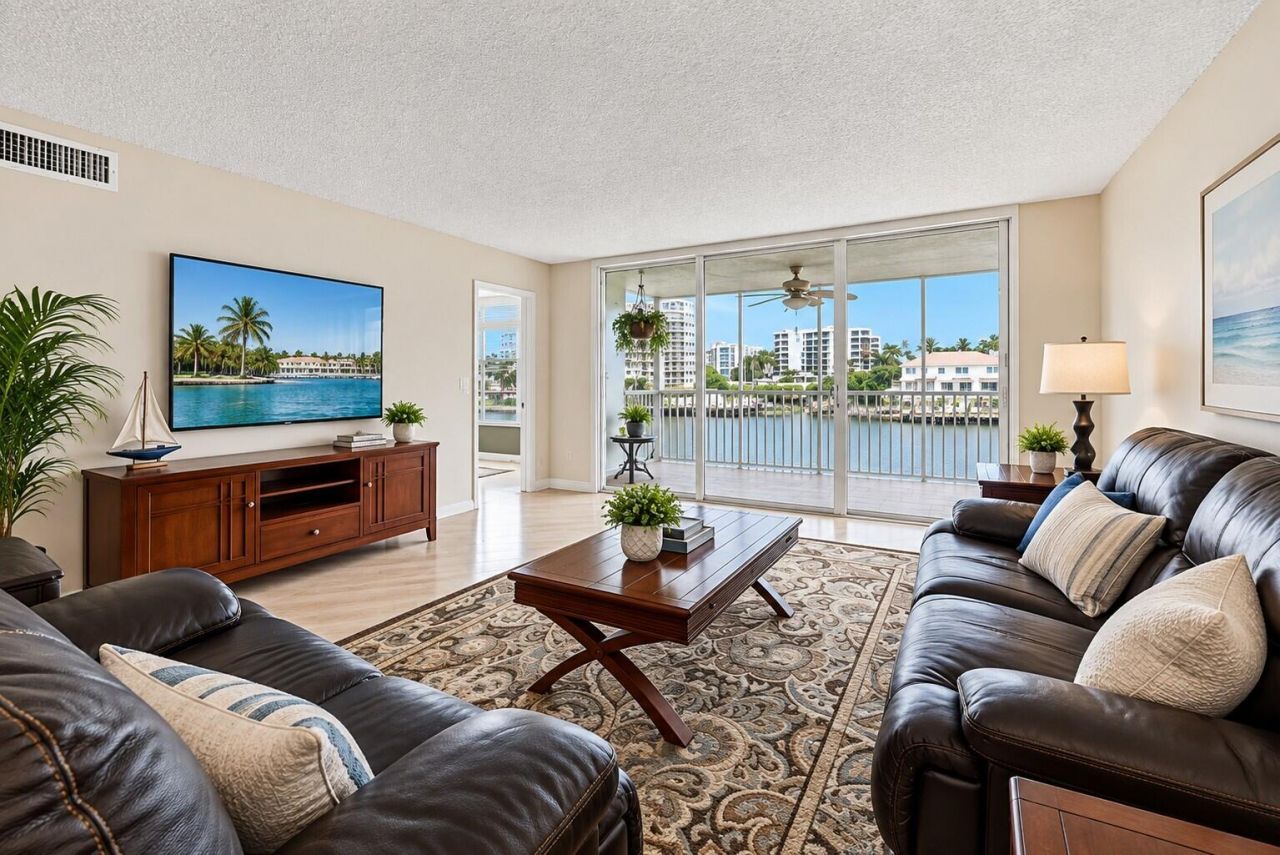 3180 NE 48th Court, Unit 309, Lighthouse Point, FL 33064 Photo