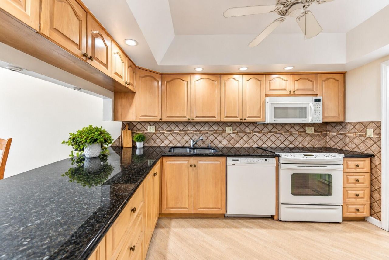 3180 NE 48th Court, Unit 309, Lighthouse Point, FL 33064 Photo