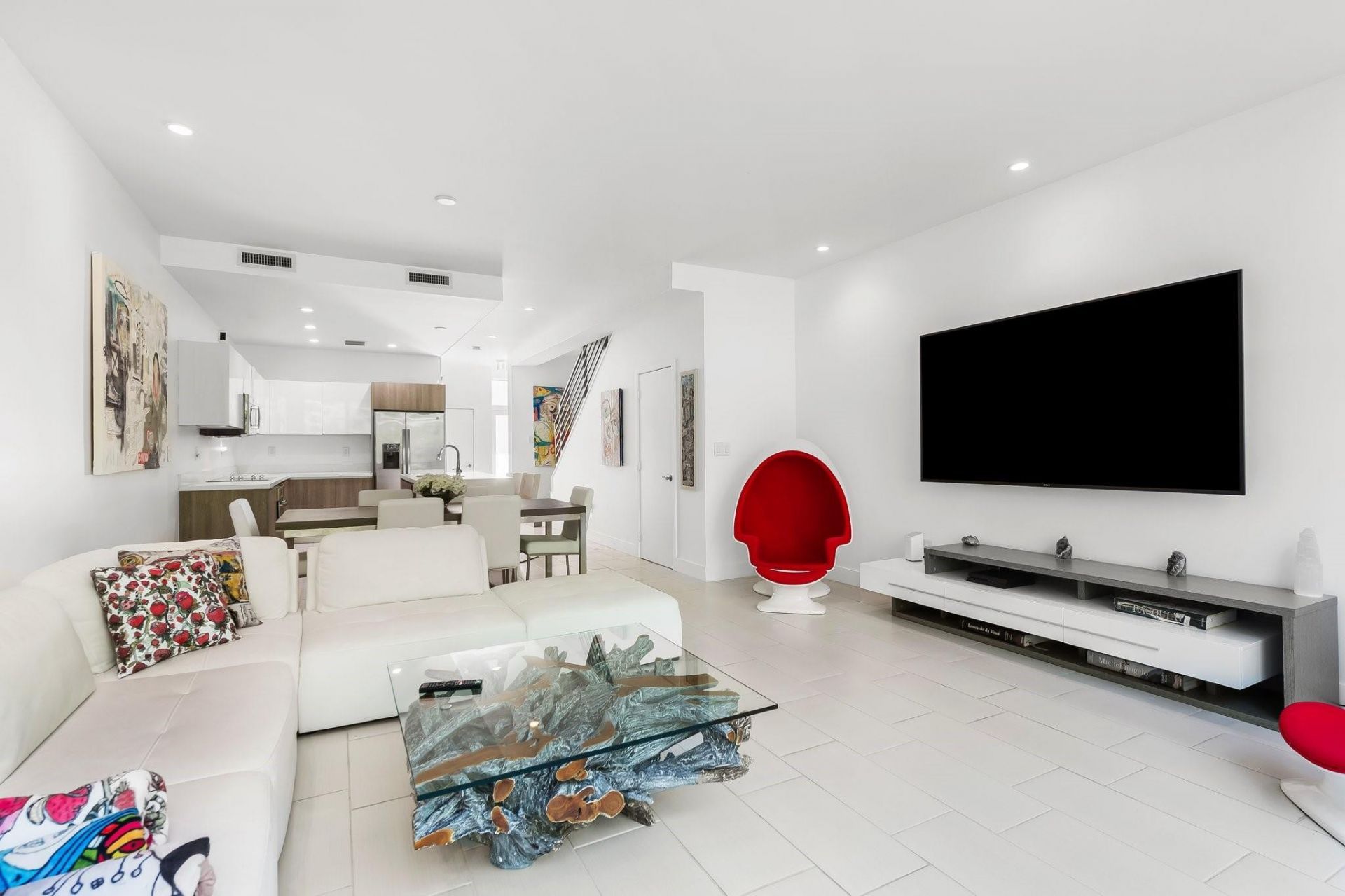 2477 NE 135th Street, North Miami, FL 33181 Photo