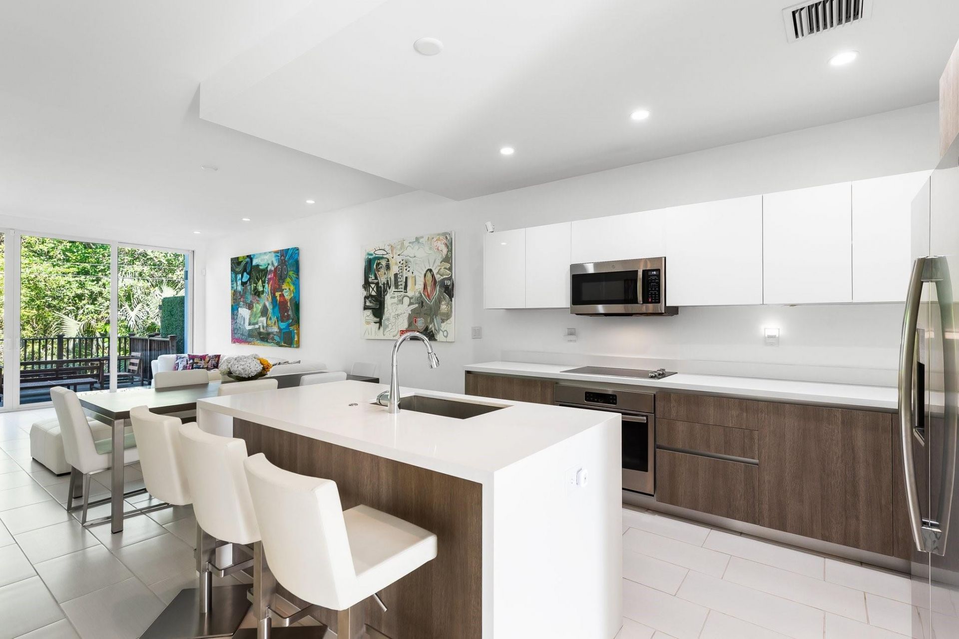 2477 NE 135th Street, North Miami, FL 33181 Photo
