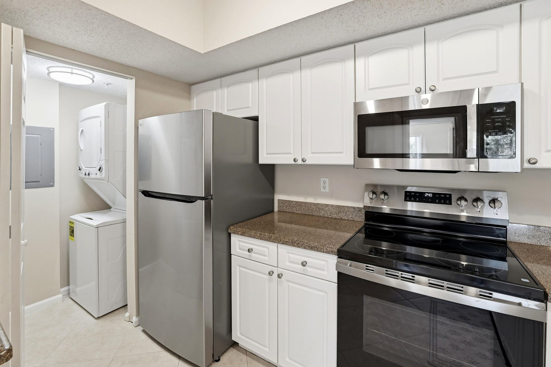 278 Village Boulevard, Unit 8306, Tequesta, FL 33469 Photo