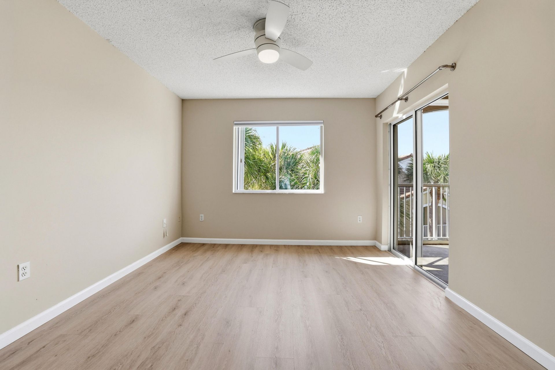 278 Village Boulevard, Unit 8306, Tequesta, FL 33469 Photo