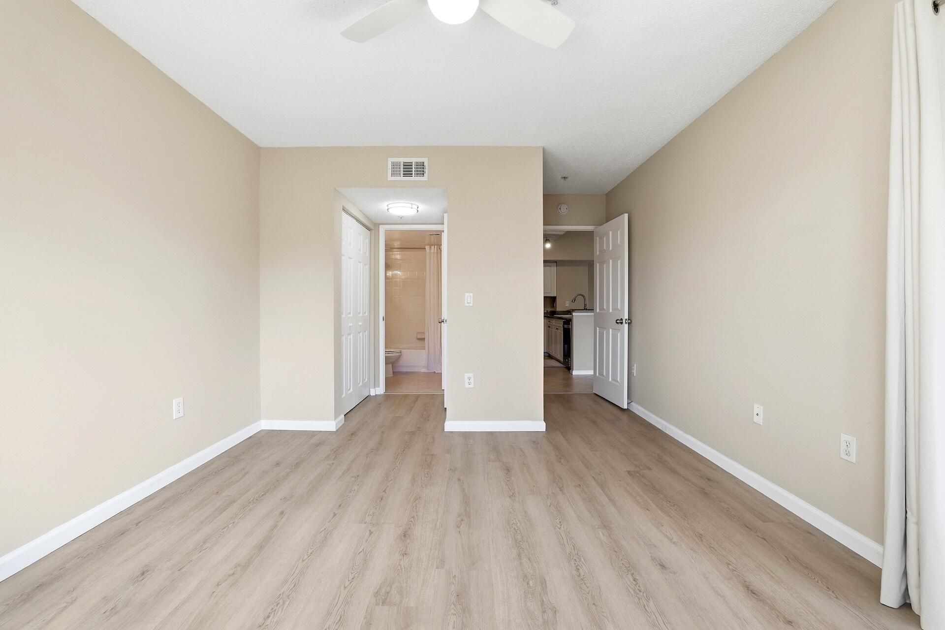 278 Village Boulevard, Unit 8306, Tequesta, FL 33469 Photo