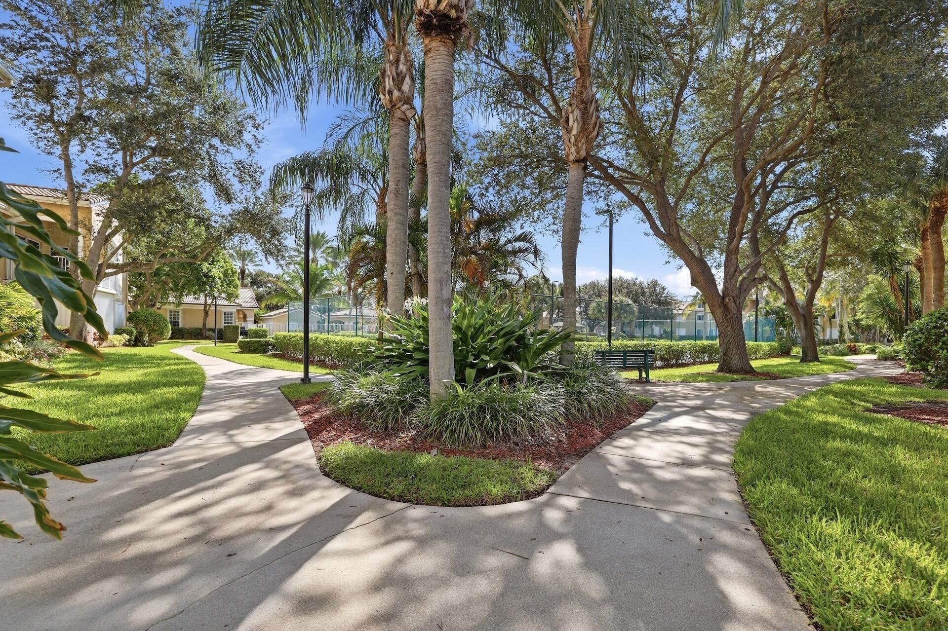278 Village Boulevard, Unit 8306, Tequesta, FL 33469 Photo