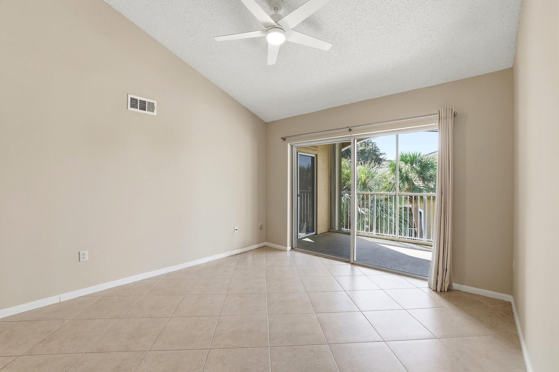 278 Village Boulevard, Unit 8306, Tequesta, FL 33469 Photo