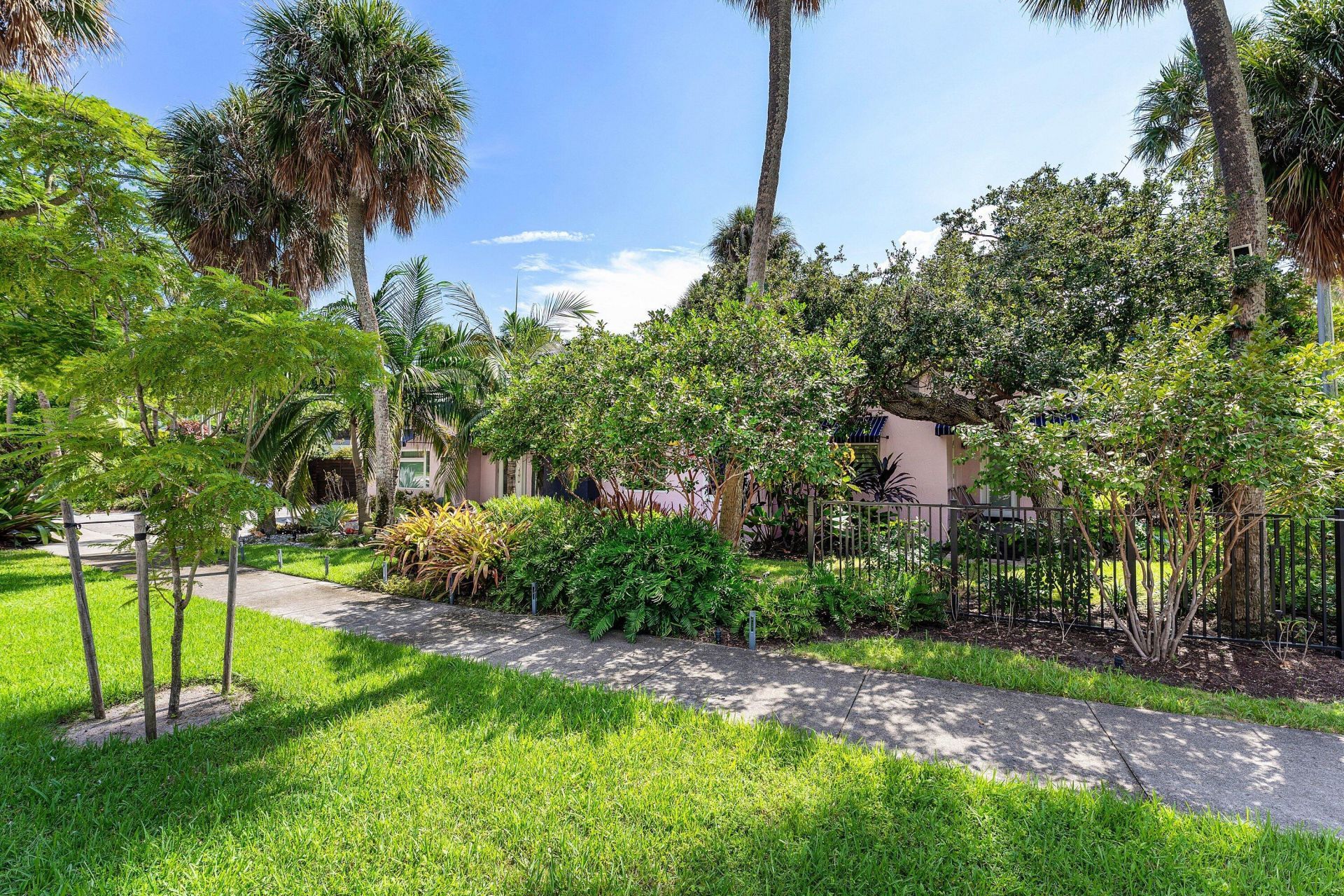 742 Park Drive W, Boca Raton, FL 33432 Photo