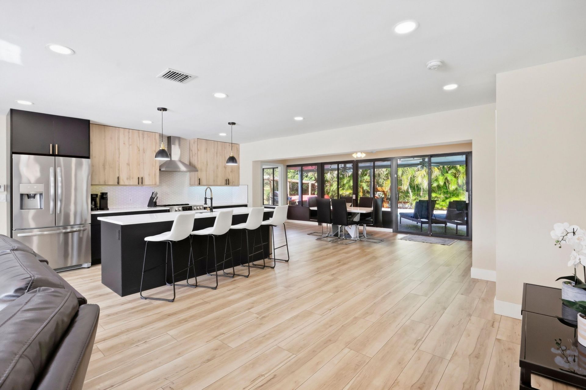 Hash Docks 6880 Kingston Drive, Lake Worth, FL 33462 | MLS ID B26081836 - The ...