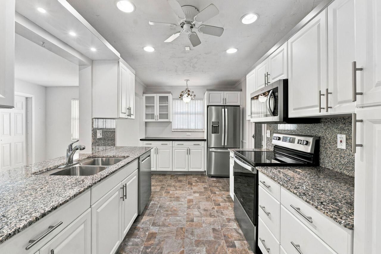 1003 SW 17th Street, Boynton Beach, FL 33426 Photo