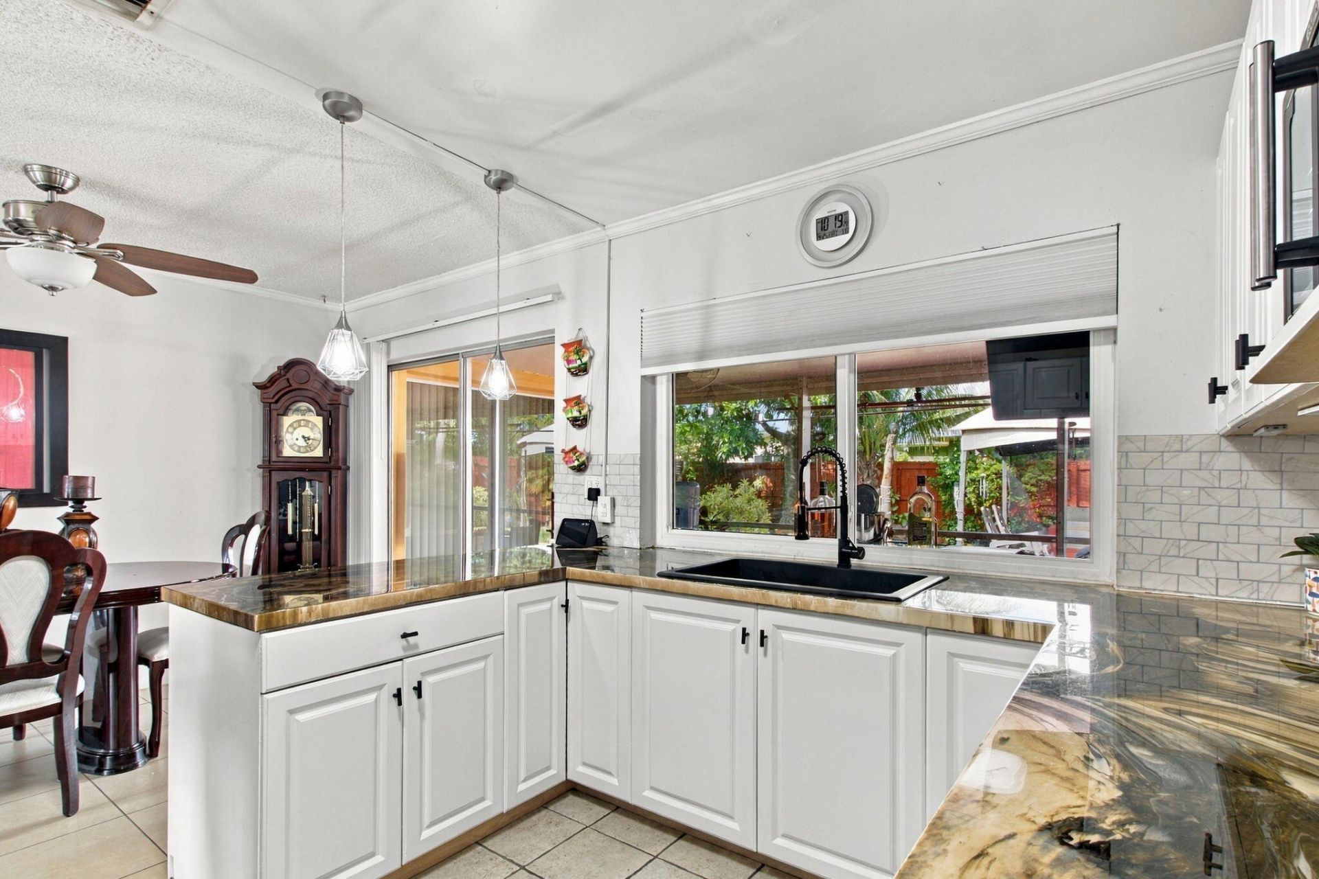 975 NW 67th Avenue, Margate, FL 33063 Photo