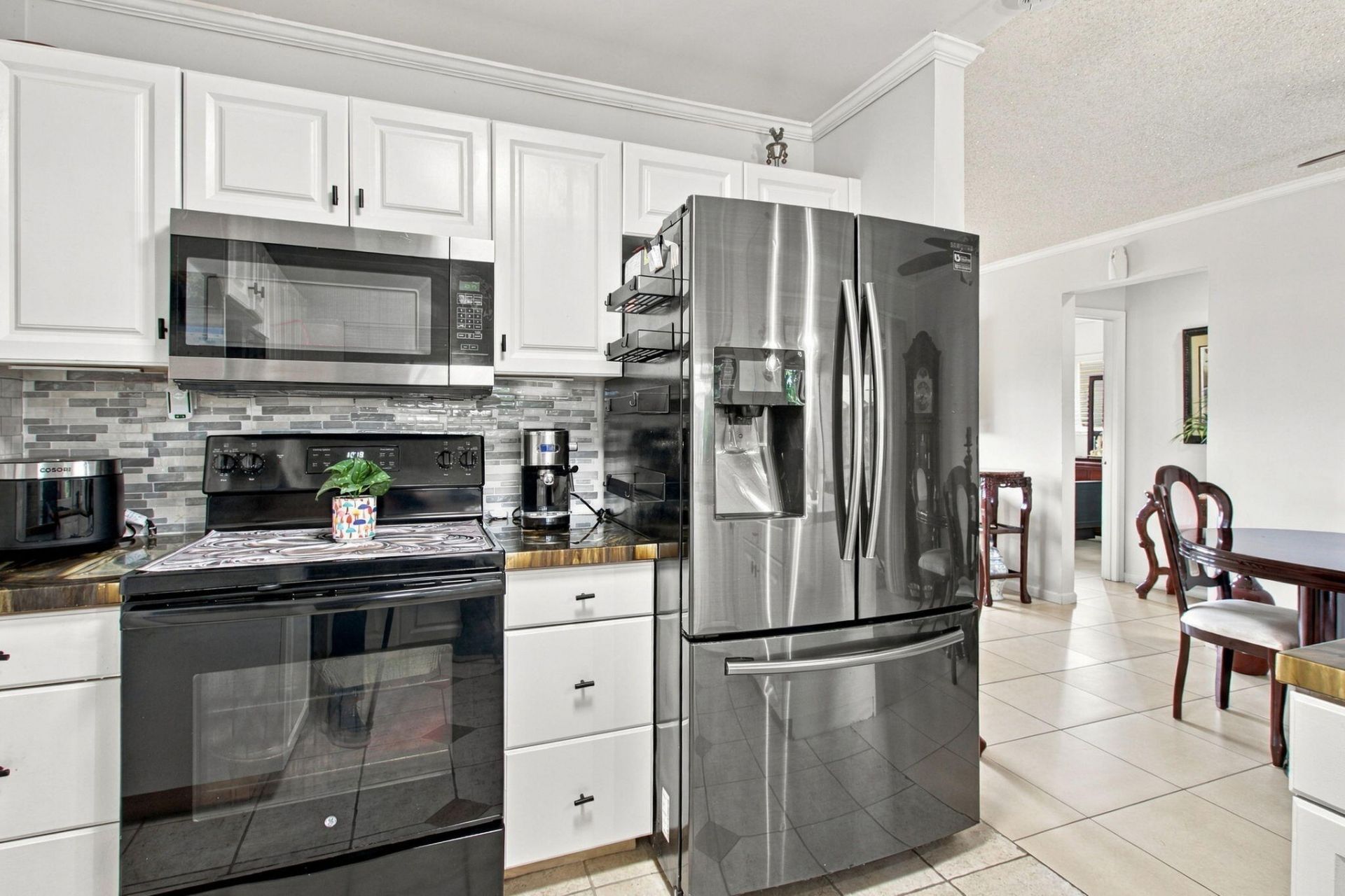 975 NW 67th Avenue, Margate, FL 33063 Photo