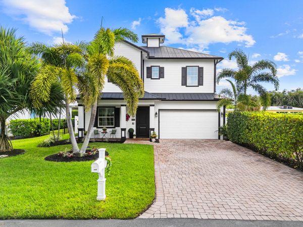 405 SE COCONUT Avenue, Stuart, FL 34996