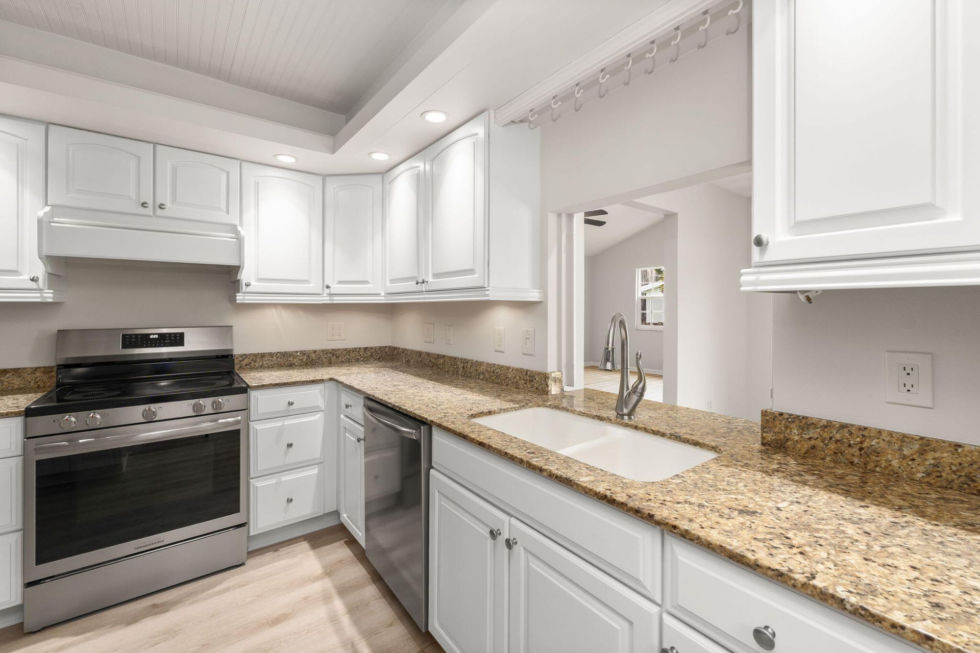5310 Myrtle Drive, Fort Pierce, FL 34982 Photo