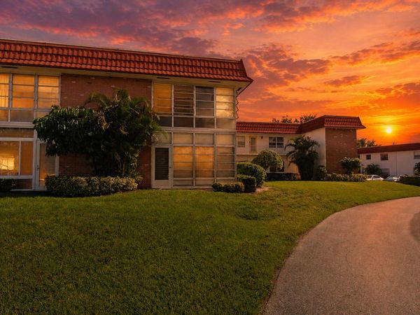 1225 NW 21ST Street, Unit 3-311, Stuart, FL 34994