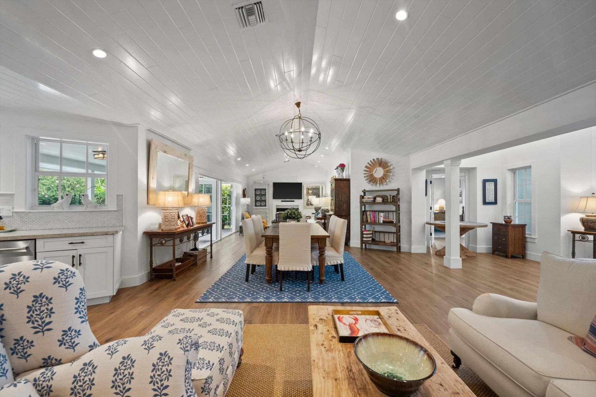 60 Colony Road, Jupiter Inlet Colony, FL 33469 Photo
