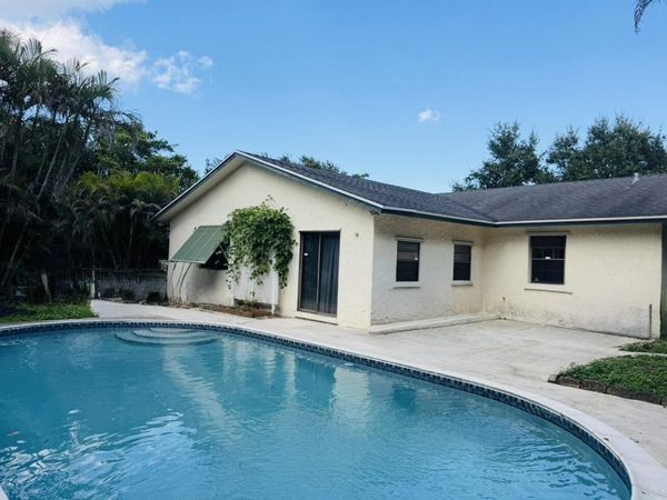 1209 NW 8TH Street, Boynton Beach, FL 33426