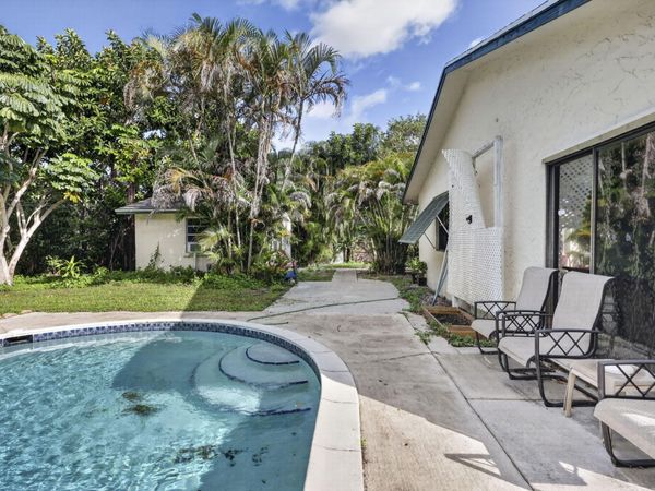 1209 NW 8TH Street, Boynton Beach, FL 33426