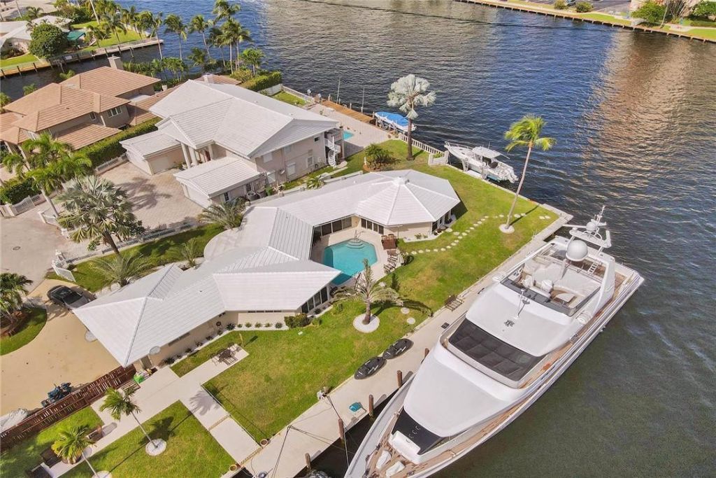 2900 NE 35th Street, Fort Lauderdale, FL 33306 Photo