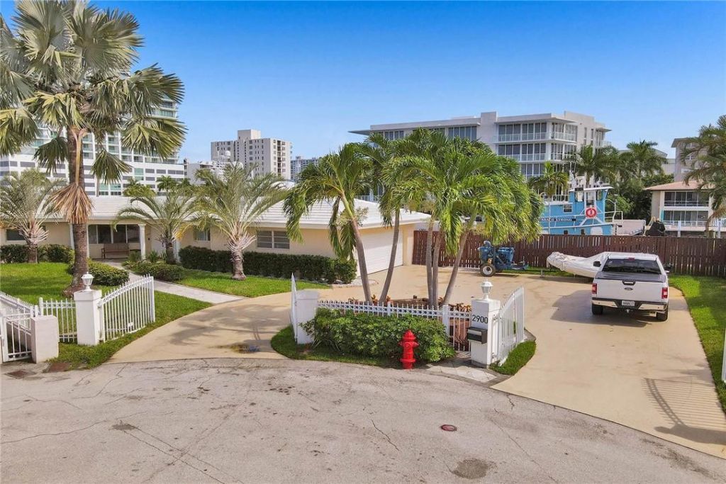 2900 NE 35th Street, Fort Lauderdale, FL 33306 Photo