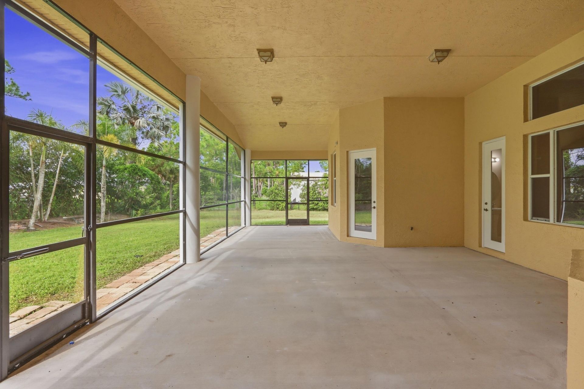 12082 Temple Boulevard, West Palm Beach, FL 33412 Photo