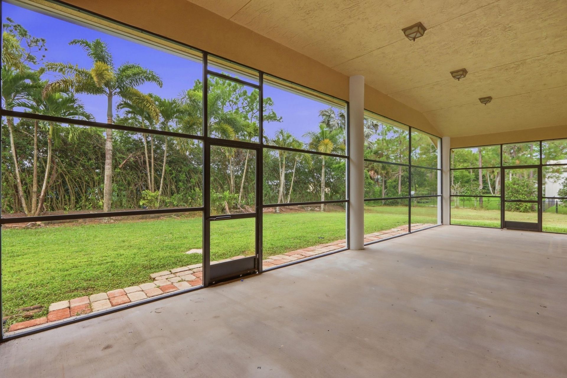 12082 Temple Boulevard, West Palm Beach, FL 33412 Photo