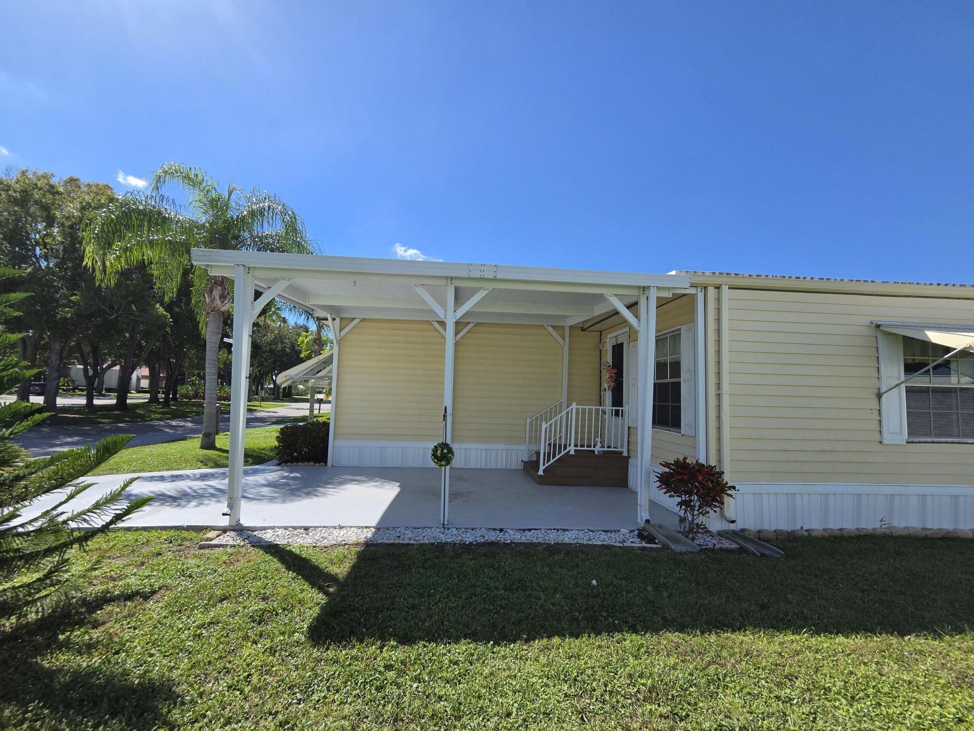 99 W Caribbean, Port Saint Lucie, FL 34952 Photo