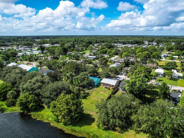5275 SE Horizon Avenue, Stuart, FL 34997