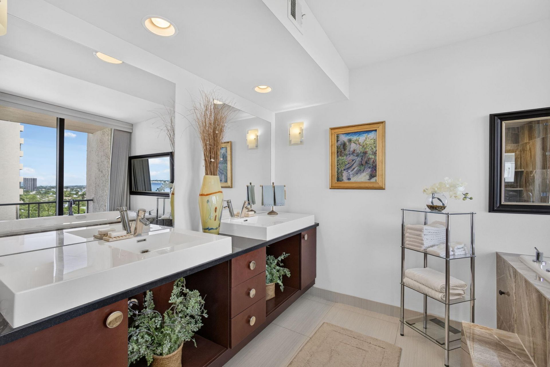 4200 N Ocean Drive, Unit 1-905, Riviera Beach, FL 33404 Photo