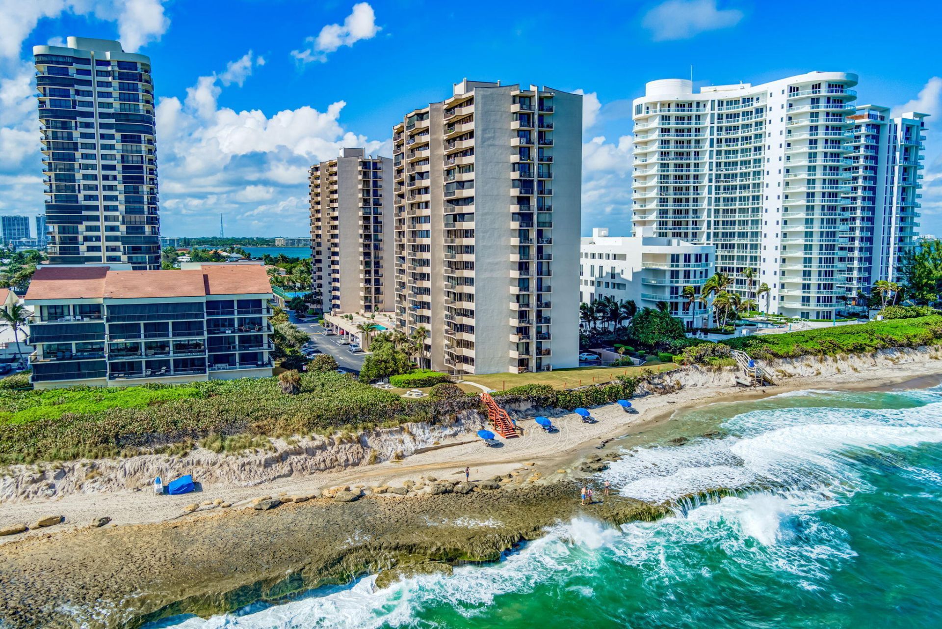 4200 N Ocean Drive, Unit 1-905, Riviera Beach, FL 33404 Photo