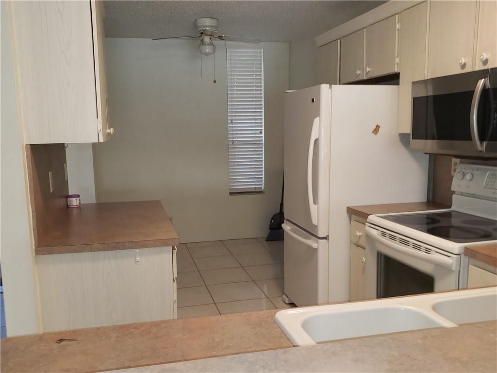 6010 Coral Lake Drive, Unit 110, Margate, FL 33063 Photo