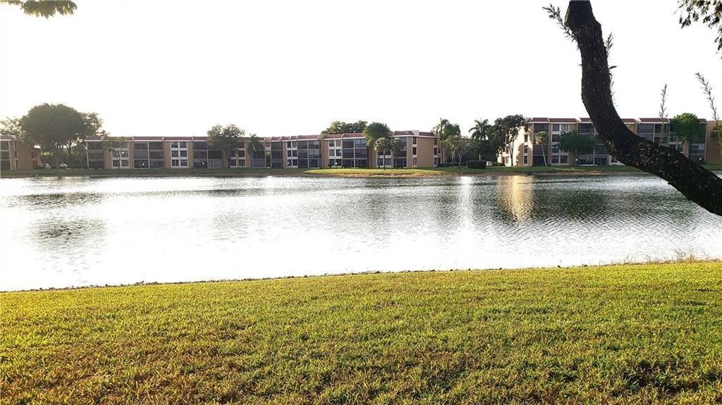 6010 Coral Lake Drive, Unit 110, Margate, FL 33063 Photo
