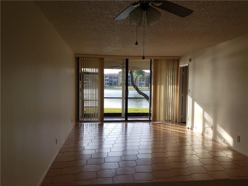 6010 Coral Lake Drive, Unit 110, Margate, FL 33063 Photo