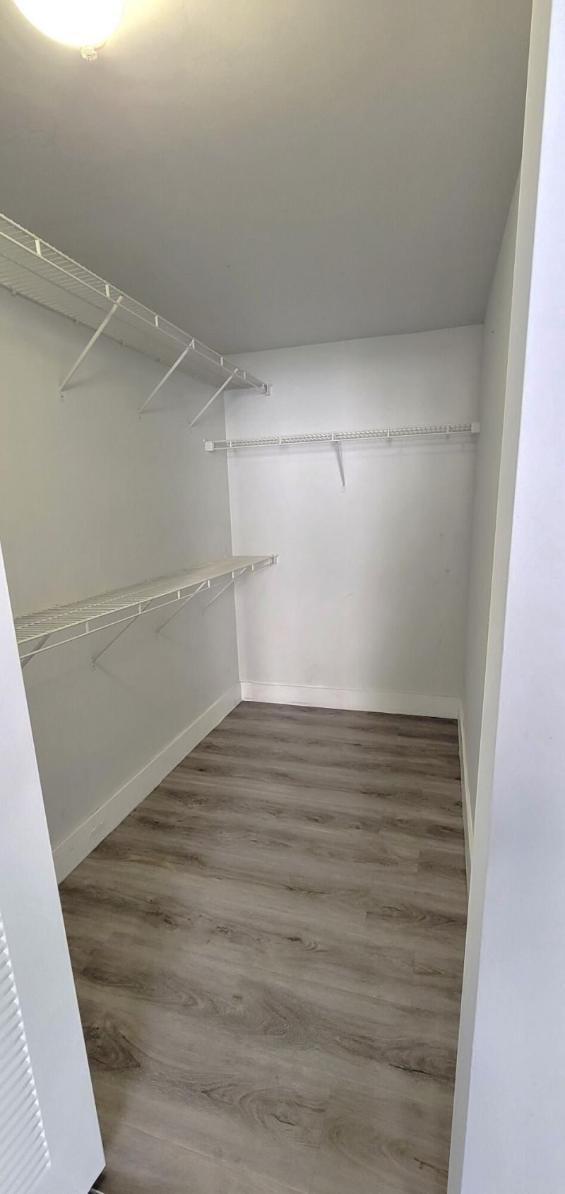5099 NW 7th Street, Unit 902, Miami, FL 33126 Photo